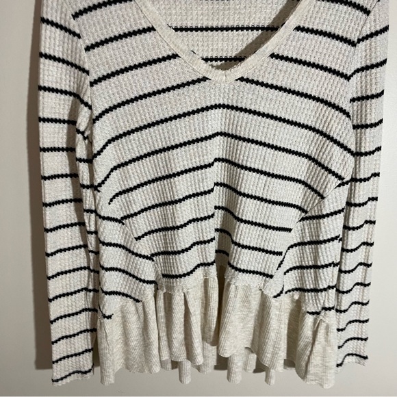 Anthropologie Long Sleeve Ruffled Striped Top - Picture 4 of 6